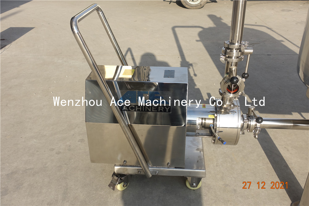 mixing tank with inline homogenizer
