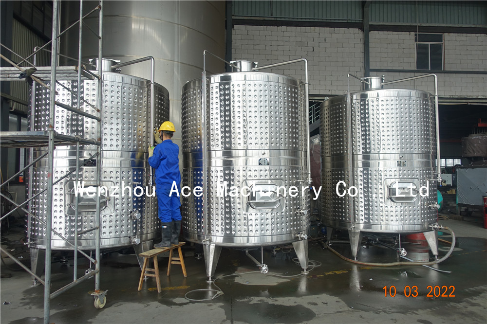 Tanque de fermentación de vino