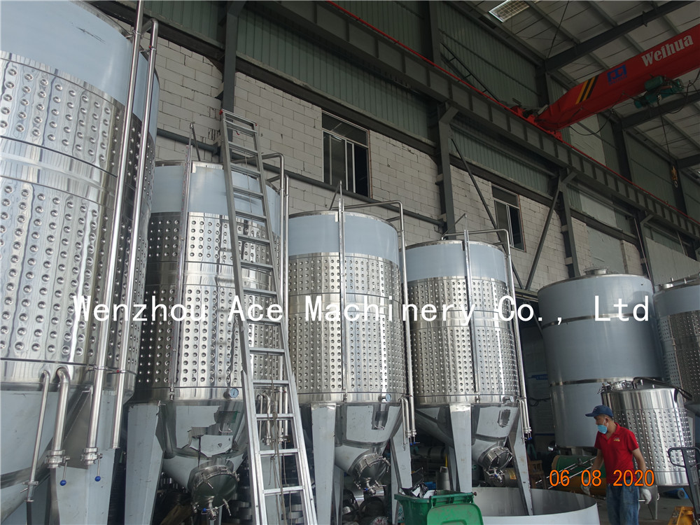 Tanque de fermentación de vino