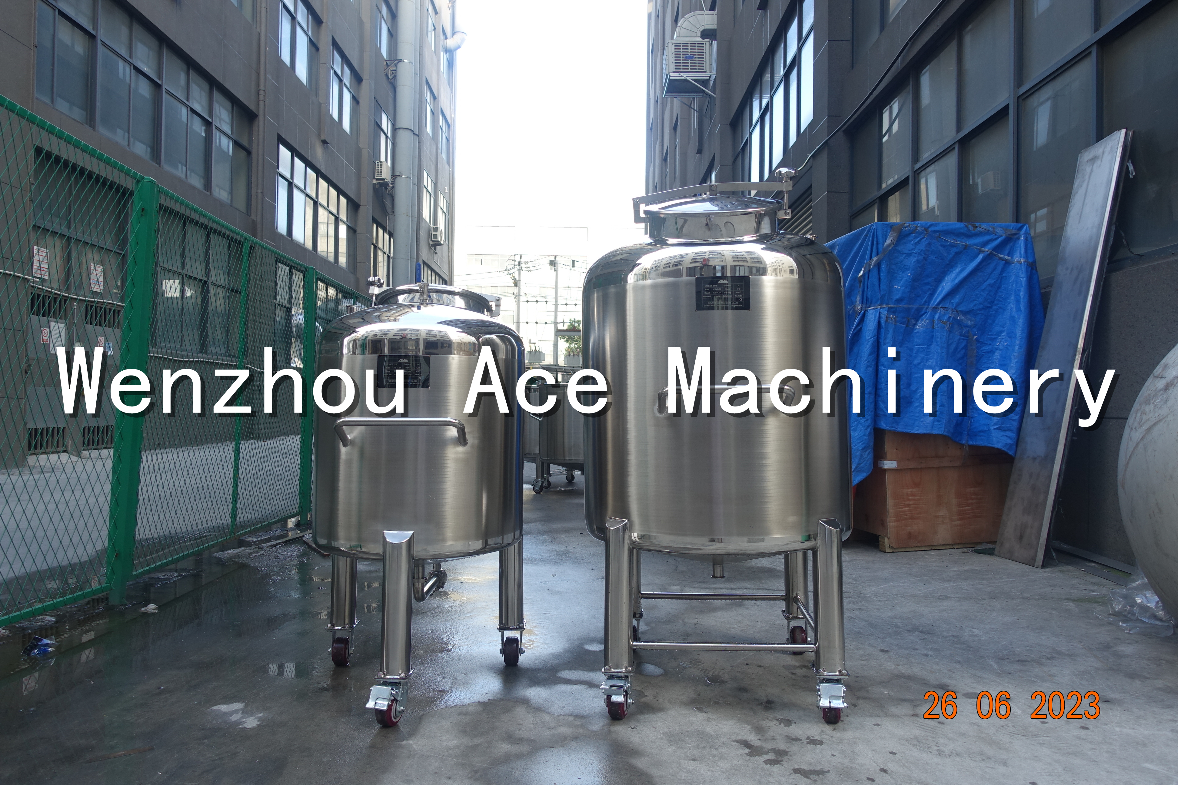 tanques de almacenamiento de líquidos