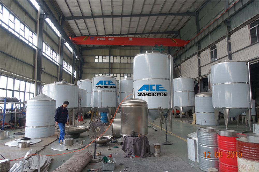 Stainless Steel Vertical Storage Tank