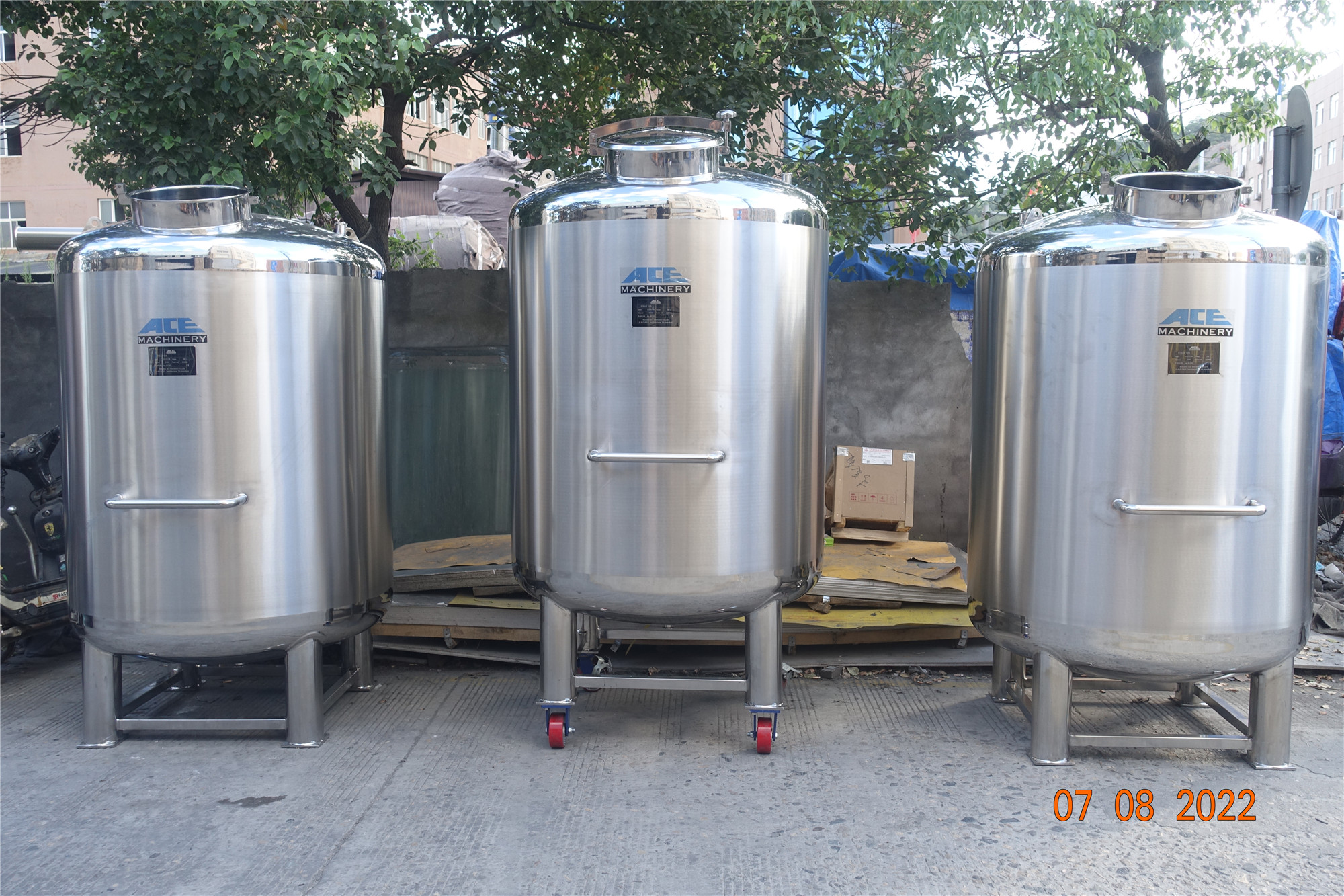 stainless steel storage tank