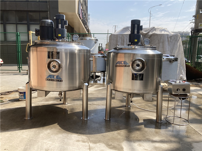 Reasons to select a stainless steel mixing tank